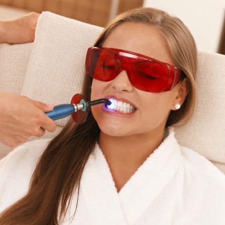 Agorà Medi | Odontoiatria - Sbiancamento Dentale, come si fa lo sbiancamento dentale